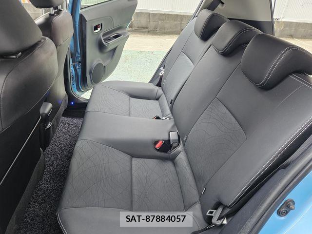Toyota AQUA 2014-09 8795263-14