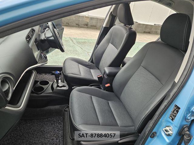 Toyota AQUA 2014-09 8795263-15