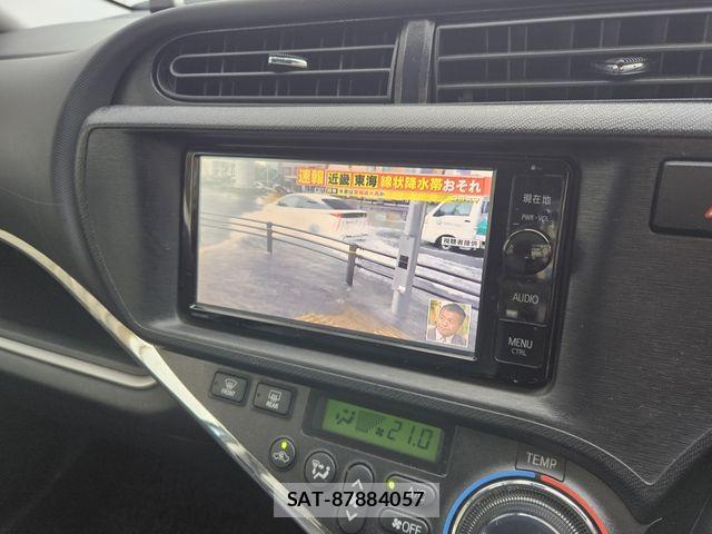 Toyota AQUA 2014-09 8795263-20