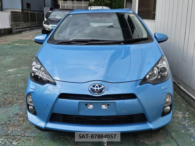 Toyota AQUA 2014-09 8795263-4