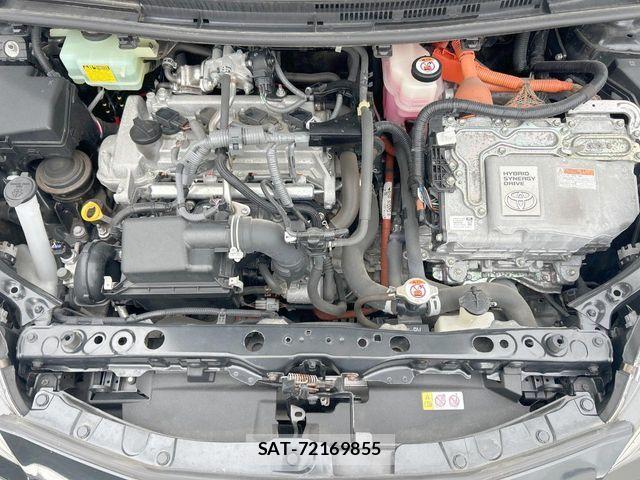 Toyota AQUA 2017-11 8795245-17