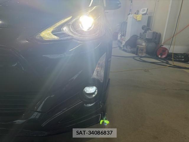 Toyota AQUA 2015-01 8795269-9