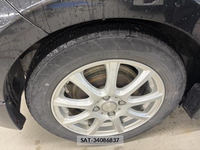 Toyota AQUA 2015-01 8795269-7