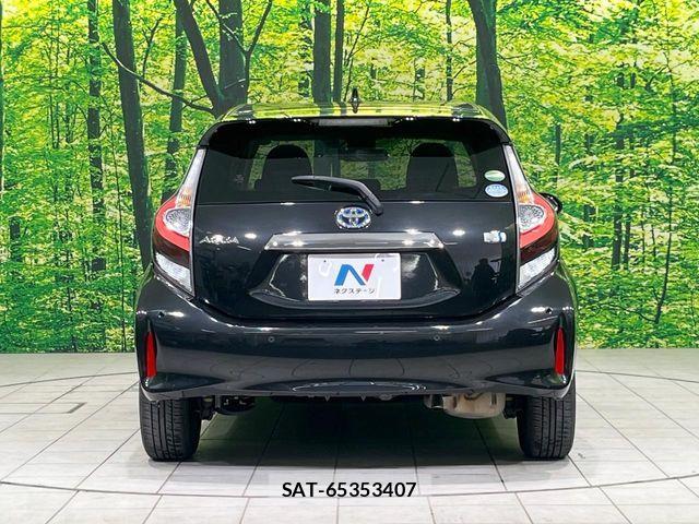 Toyota AQUA 2019-07 8795240-14