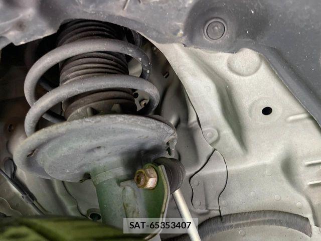 Toyota AQUA 2019-07 8795240-19