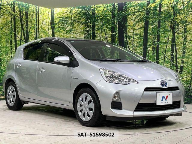 Toyota AQUA 2014-06 8795250-15