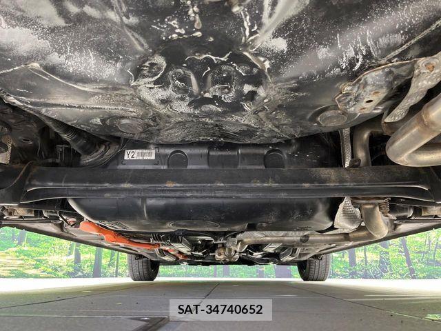 Toyota AQUA 2019-06 8795236-18