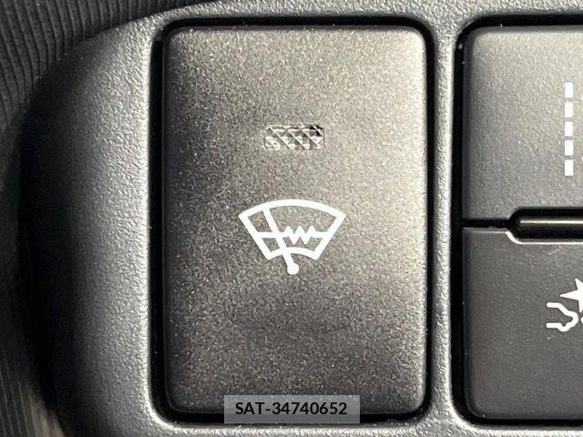 Toyota AQUA 2019-06 8795236-2