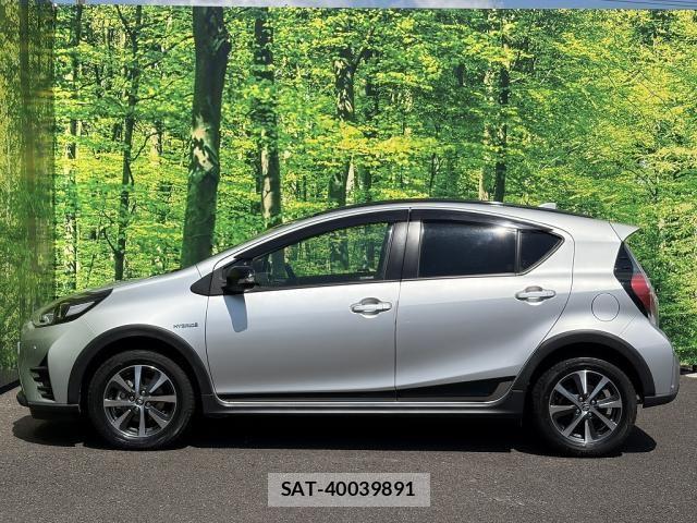 Toyota AQUA 2019-02 8795243-27
