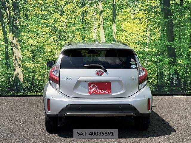 Toyota AQUA 2019-02 8795243-29