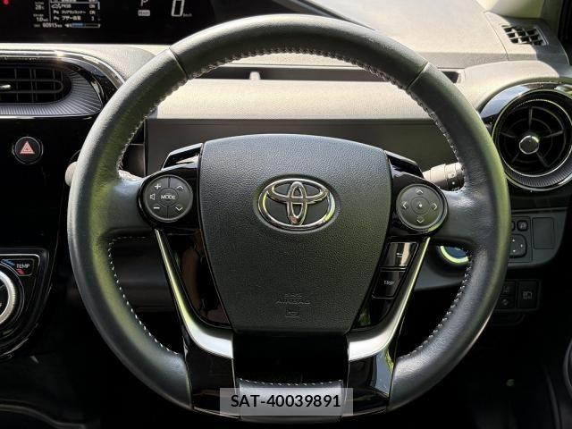 Toyota AQUA 2019-02 8795243-4