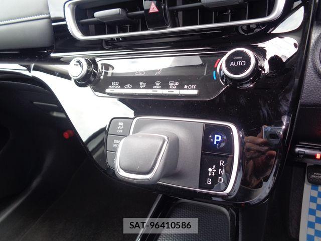 Toyota AQUA 2025-05 8795230-16