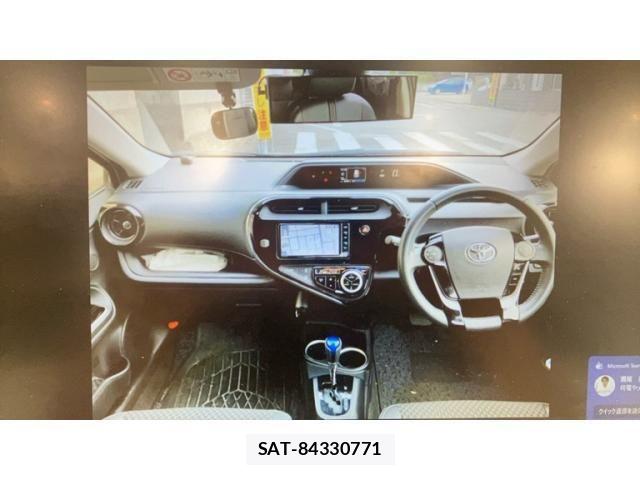 Toyota AQUA 2019-09 8795239-4
