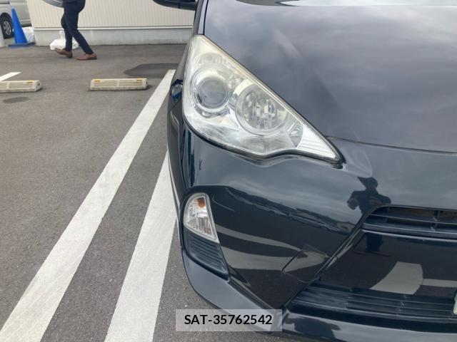 Toyota AQUA 2014-07 8795266-0