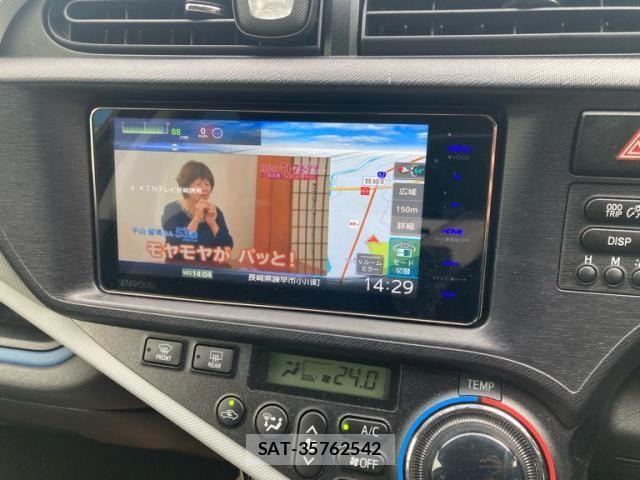 Toyota AQUA 2014-07 8795266-20