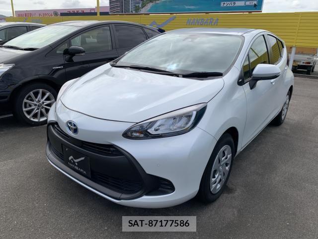 Toyota AQUA 2022-09 8795244-0