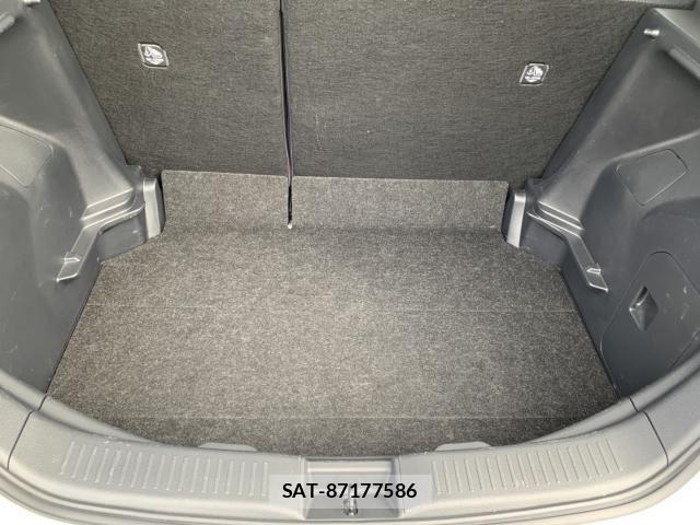 Toyota AQUA 2022-09 8795244-9
