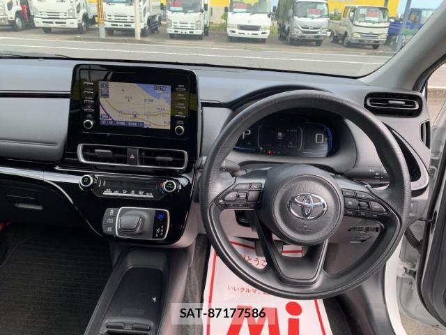 Toyota AQUA 2022-09 8795244-12