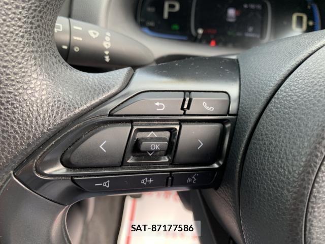 Toyota AQUA 2022-09 8795244-14
