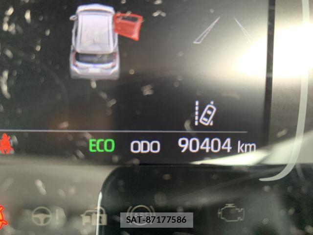 Toyota AQUA 2022-09 8795244-15