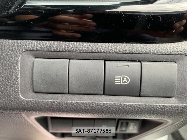 Toyota AQUA 2022-09 8795244-21