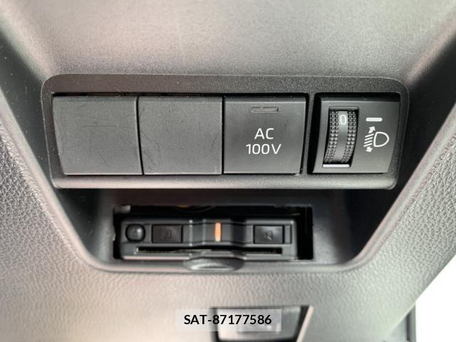 Toyota AQUA 2022-09 8795244-22