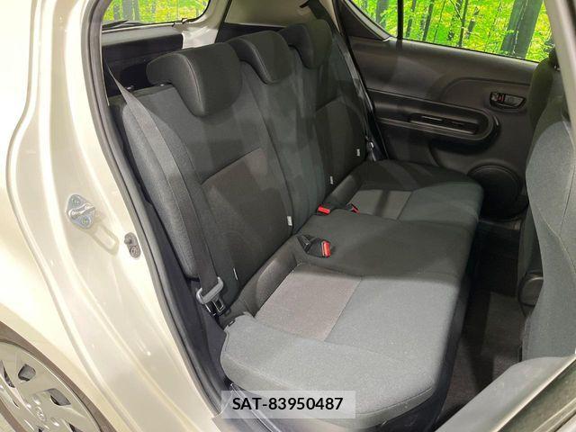 Toyota AQUA 2018-01 8795241-8