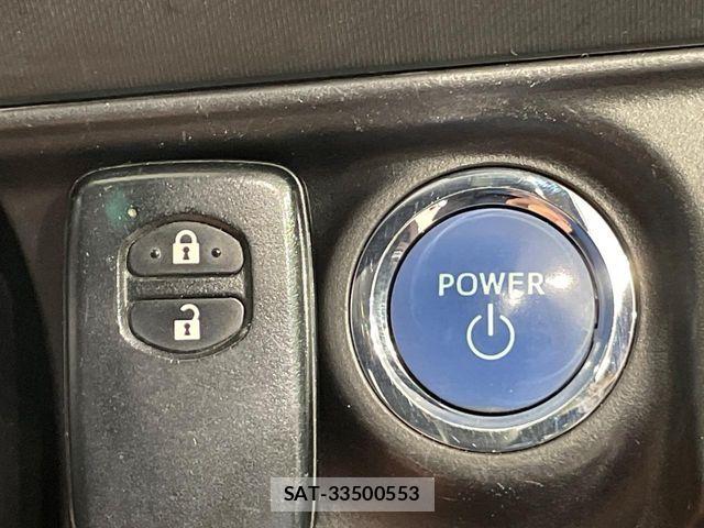 Toyota AQUA 2016-07 8795254-5