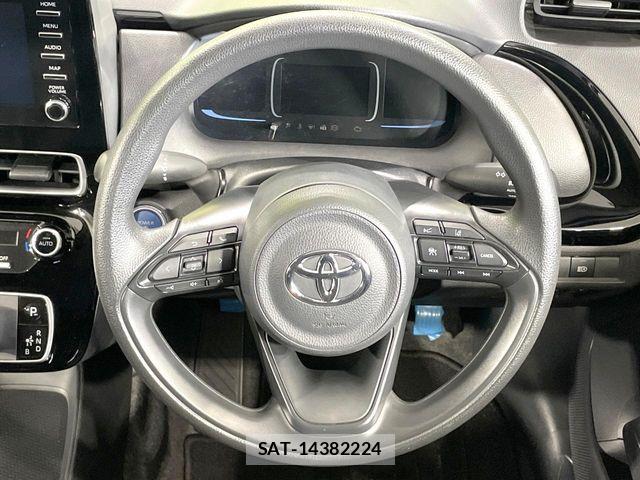 Toyota AQUA 2022-08 8795242-10