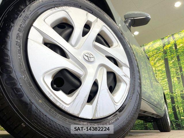 Toyota AQUA 2022-08 8795242-12