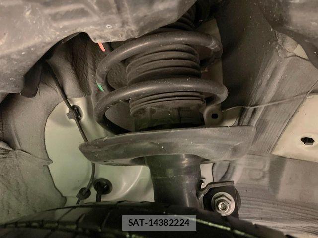 Toyota AQUA 2022-08 8795242-19