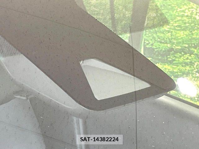 Toyota AQUA 2022-08 8795242-2