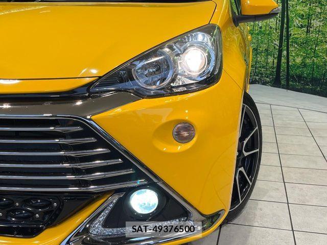 Toyota AQUA 2015-01 8795255-11
