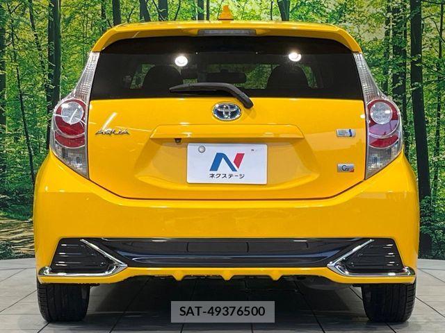 Toyota AQUA 2015-01 8795255-14