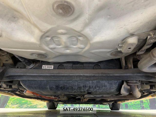Toyota AQUA 2015-01 8795255-18