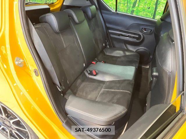 Toyota AQUA 2015-01 8795255-8