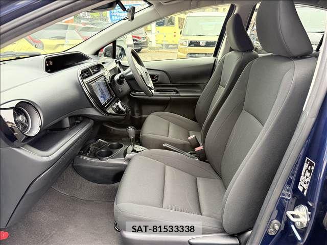 Toyota AQUA 2018-12 8827818-24