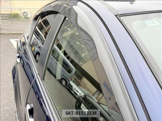 Toyota AQUA 2018-12 8827818-29