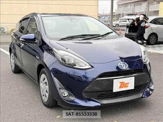 Toyota AQUA 2018-12 8827818-4