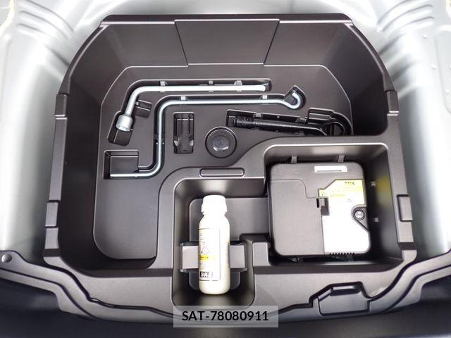 Toyota AQUA 2021-06 8827798-19