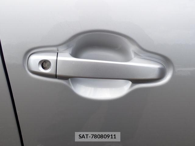 Toyota AQUA 2021-06 8827798-21