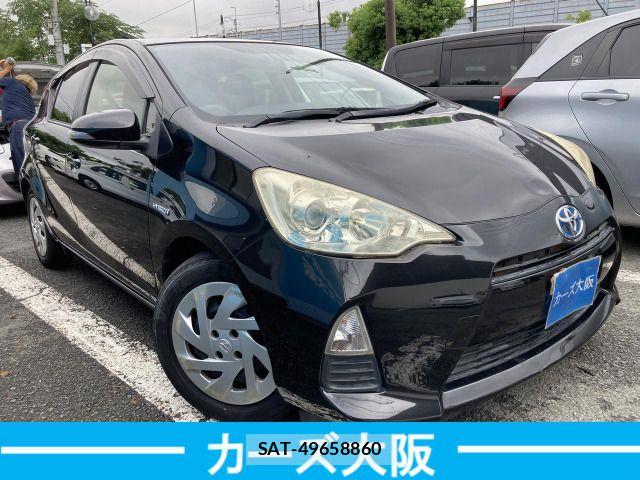 Toyota AQUA 2013-09 8827833-1