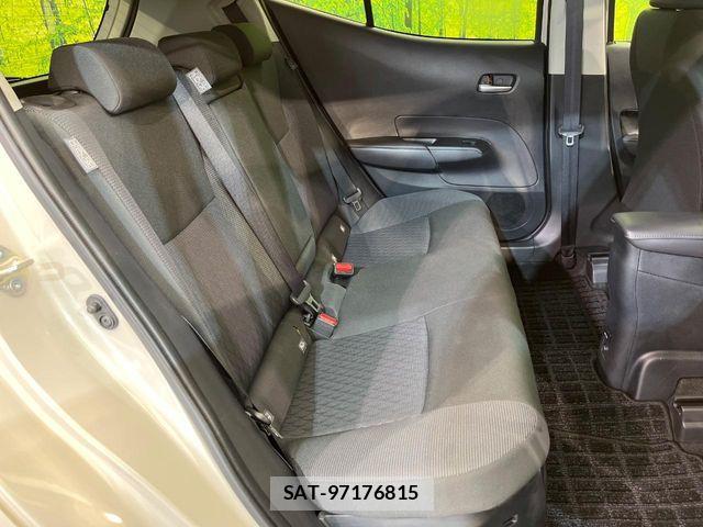 Toyota AQUA 2025-03 8827778-9