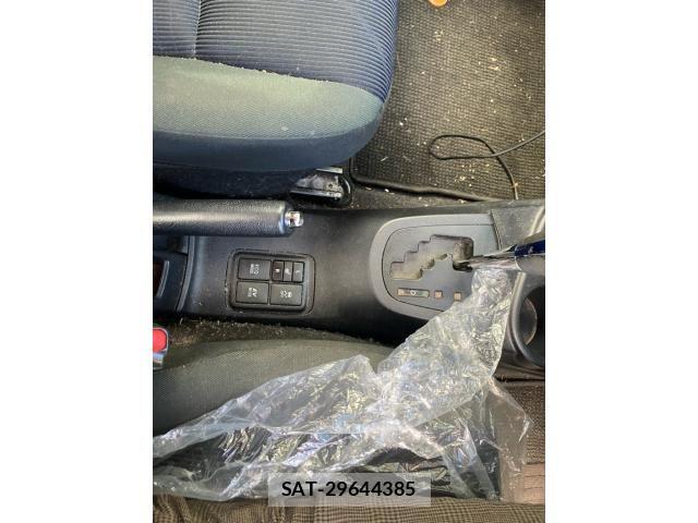 Toyota AQUA 2015-02 8827861-20