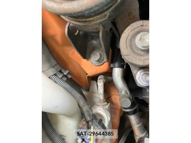 Toyota AQUA 2015-02 8827861-26