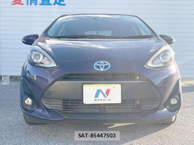Toyota AQUA 2017-07 8827801-14