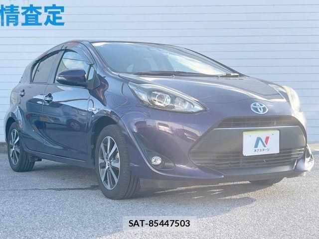 Toyota AQUA 2017-07 8827801-16