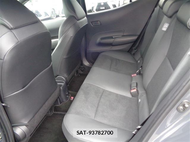Toyota AQUA 2025-03 8827777-11
