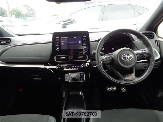 Toyota AQUA 2025-03 8827777-12