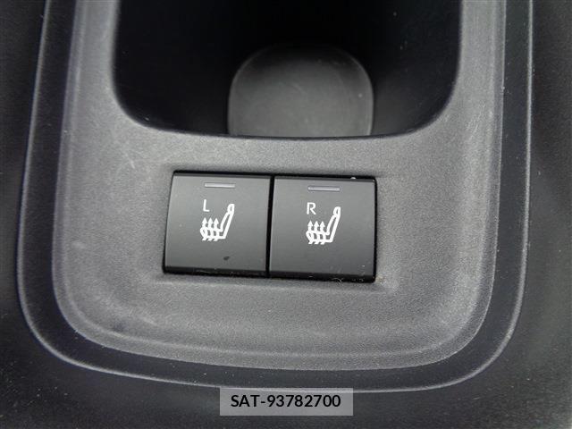 Toyota AQUA 2025-03 8827777-23